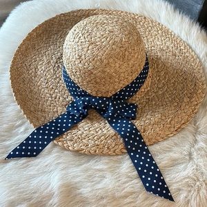 NWOT straw hat,